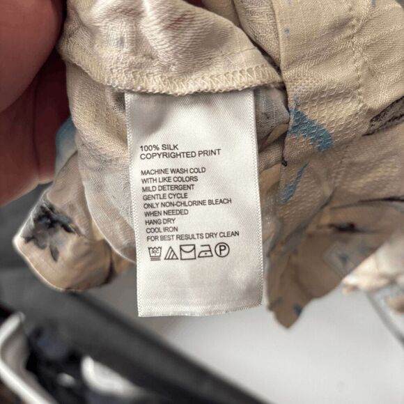 Tommy Bahama Island Zone Kehoe Beach 100% Silk Shirt Size XXL Textured Camp Fun - Picture 4 of 7